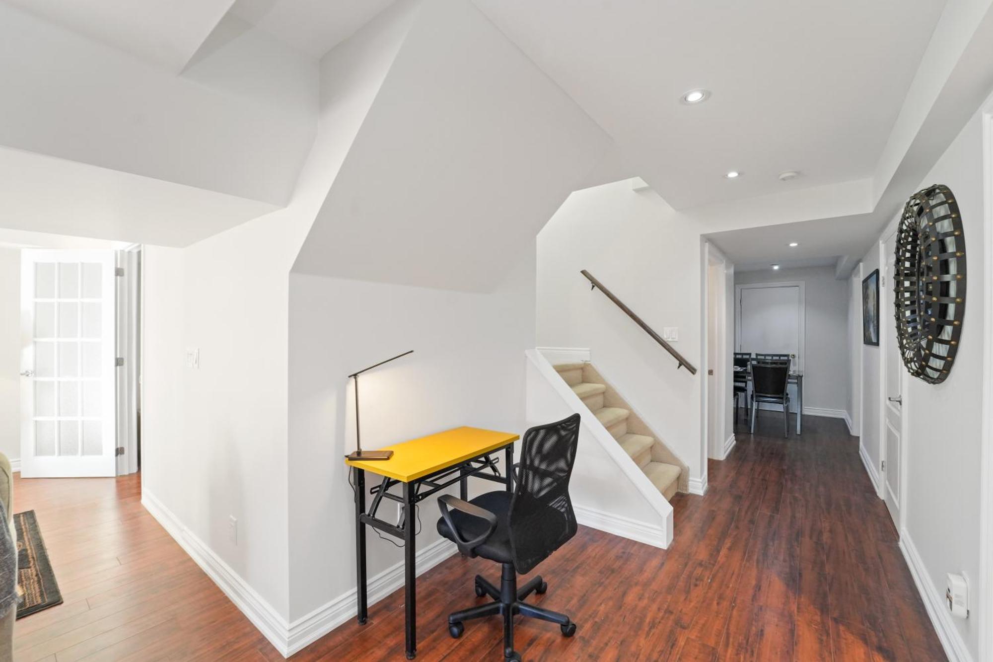 Cozy Lovely Ravine Facing Suite. Mississauga Bagian luar foto