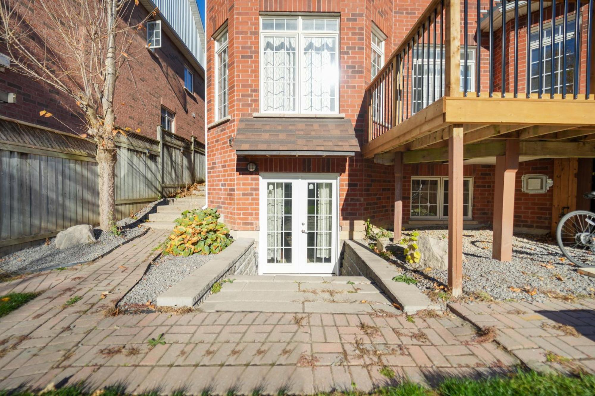 Cozy Lovely Ravine Facing Suite. Mississauga Bagian luar foto